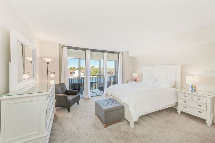 Image No.26-2 Bed Property for sale