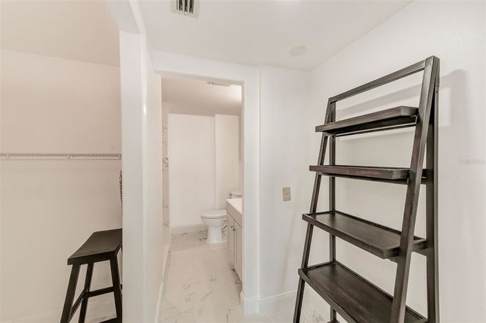 Image No.29-2 Bed Property for sale