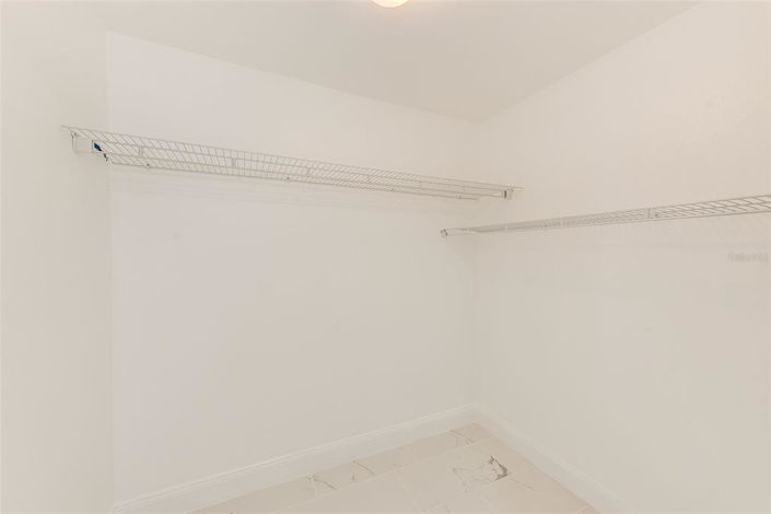 Image No.33-2 Bed Property for sale