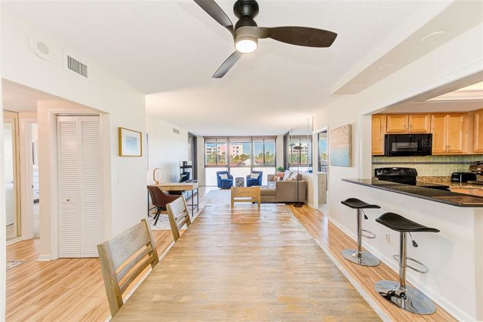 Image No.4-2 Bed Property for sale