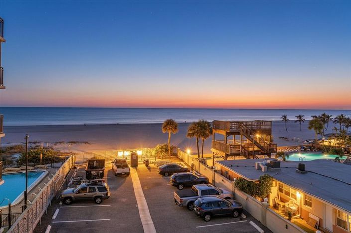 Image No.54-2 Bed Property for sale