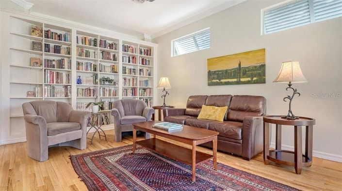 Image No.15-4 Bed Property for sale