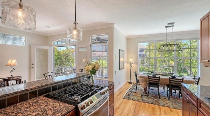 Image No.18-4 Bed Property for sale