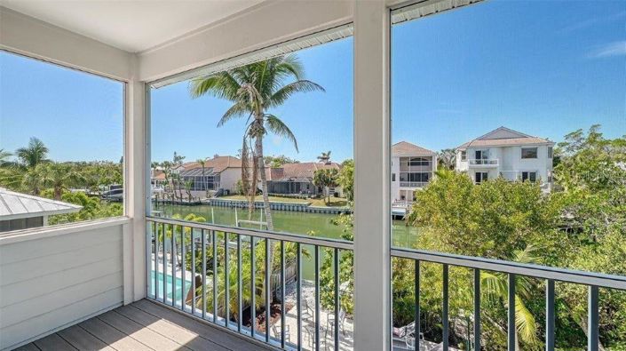 Image No.25-4 Bed Property for sale