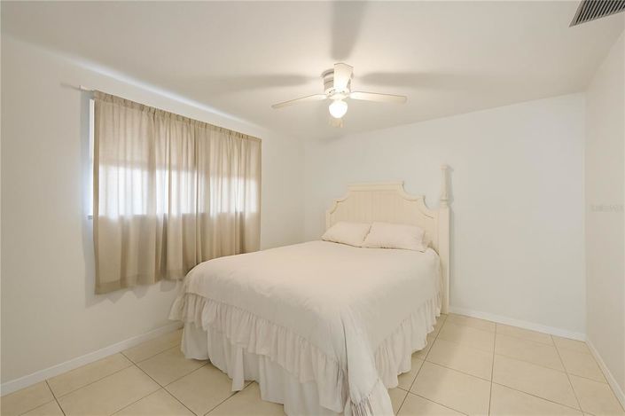 Image No.59-Propriété de 4 chambres à vendre à Holmes Beach