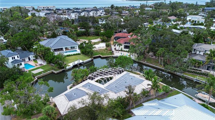 Image No.15-4 Bed Property for sale