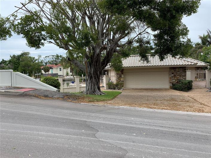 Image No.9-Propriété de 4 chambres à vendre à Sarasota