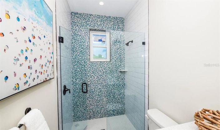 Image No.23-7 Bed Property for sale