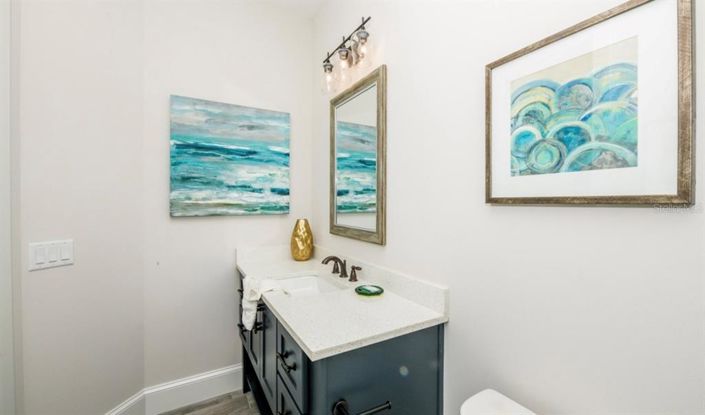 Image No.27-7 Bed Property for sale