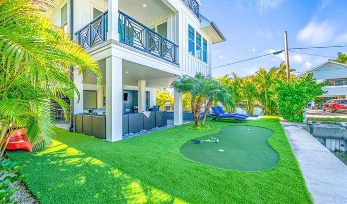 Image No.51-7 Bed Property for sale