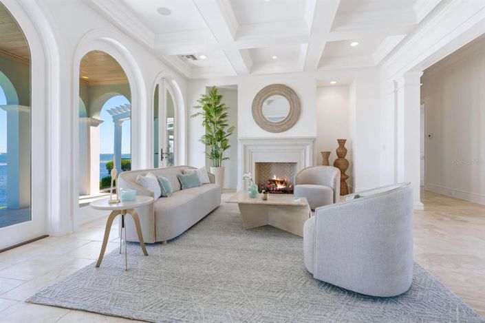 Image No.16-4 Bed Property for sale