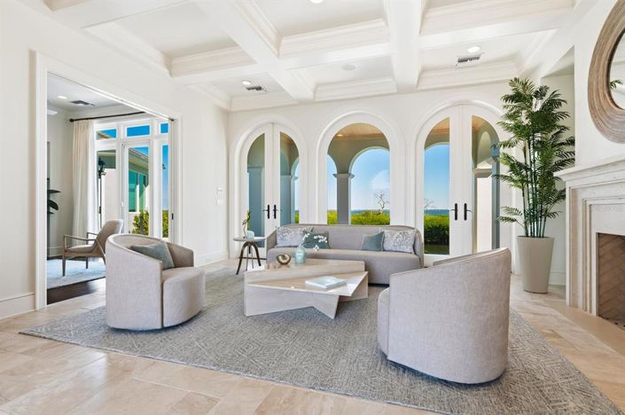 Image No.17-4 Bed Property for sale