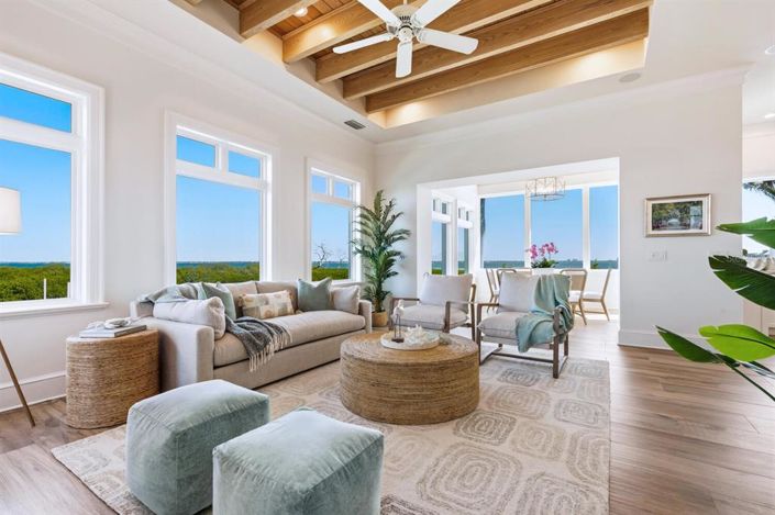 Image No.27-4 Bed Property for sale