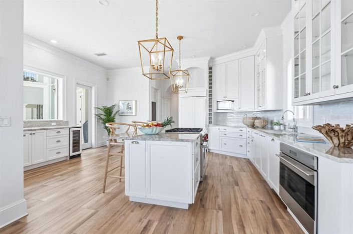 Image No.32-4 Bed Property for sale