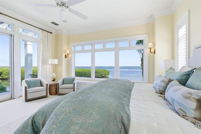 Image No.41-4 Bed Property for sale