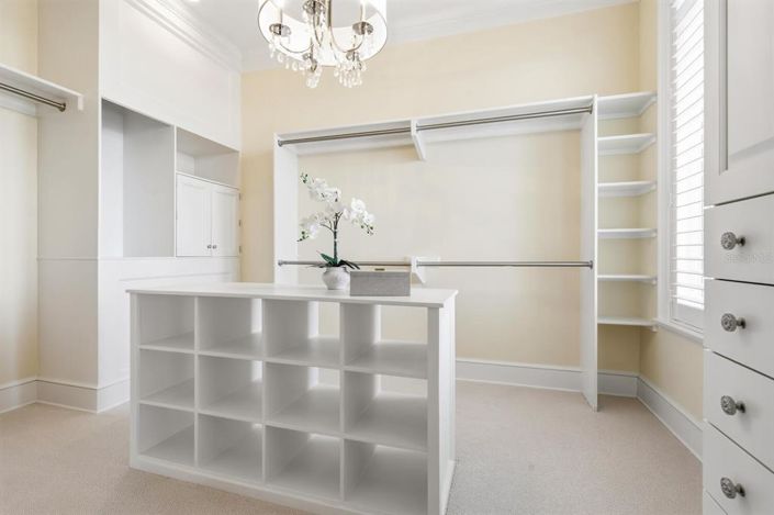 Image No.49-4 Bed Property for sale