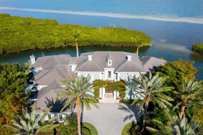 Image No.7-4 Bed Property for sale