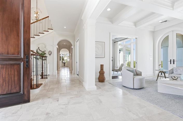 Image No.8-4 Bed Property for sale