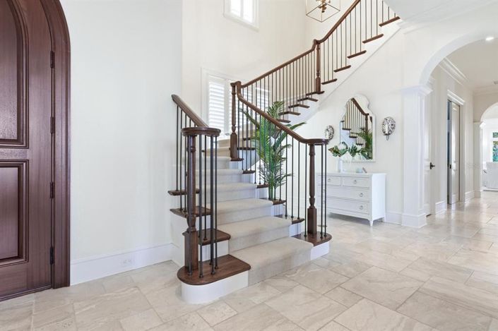 Image No.9-4 Bed Property for sale