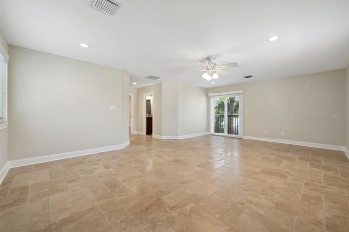 Image No.24-4 Bed Property for sale