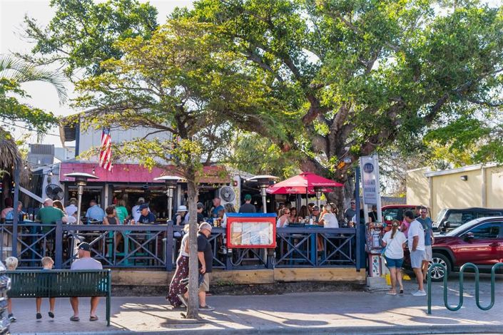 Image No.45-4 Bed Property for sale