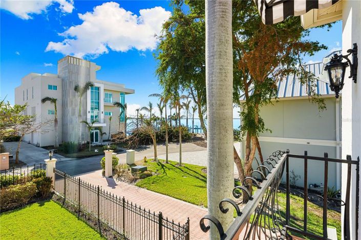 Image No.32-3 Bed Property for sale