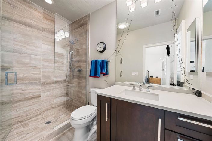 Image No.43-3 Bed Property for sale