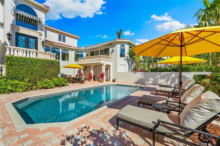 Image No.5-Propriété de 3 chambres à vendre à Sarasota