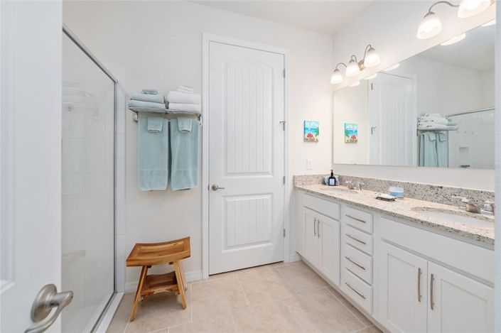 Image No.39-Propriété de 2 chambres à vendre à Clermont