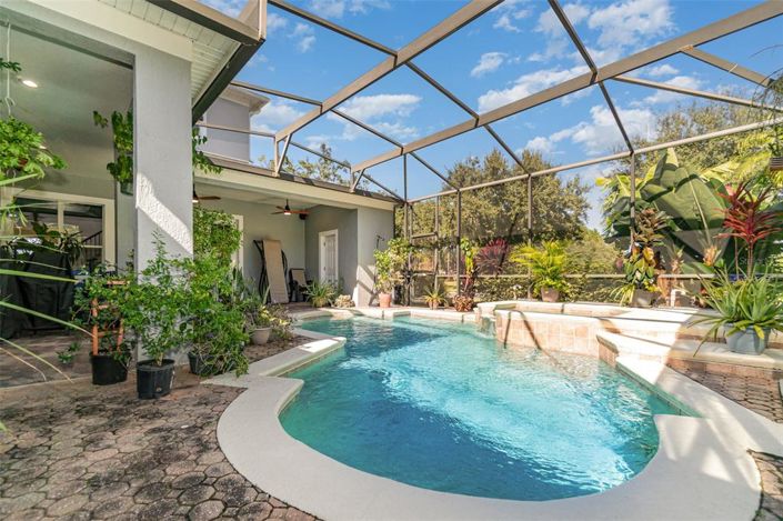 Image No.34-5 Bed Property for sale