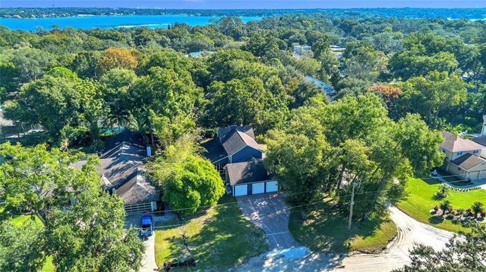 Image No.24-4 Bed Property for sale