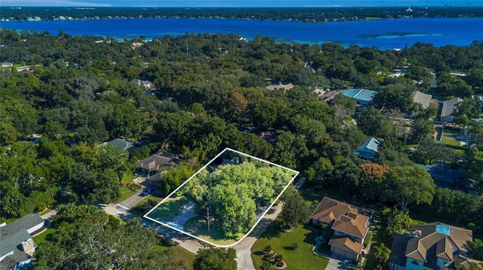 Image No.4-4 Bed Property for sale