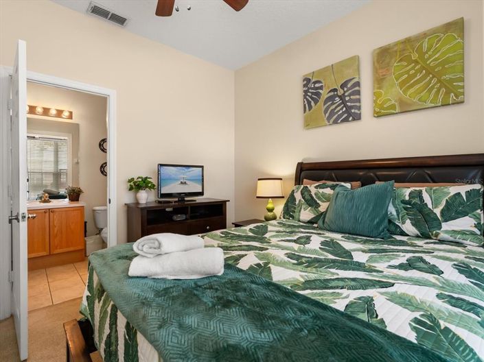 Image No.12-3 Bed Townhouse for sale