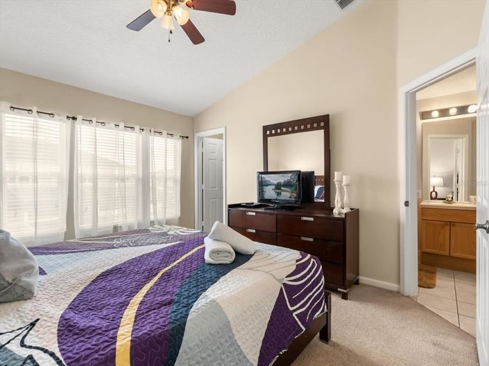 Image No.14-3 Bed Townhouse for sale