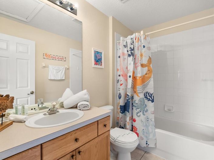 Image No.19-3 Bed Townhouse for sale