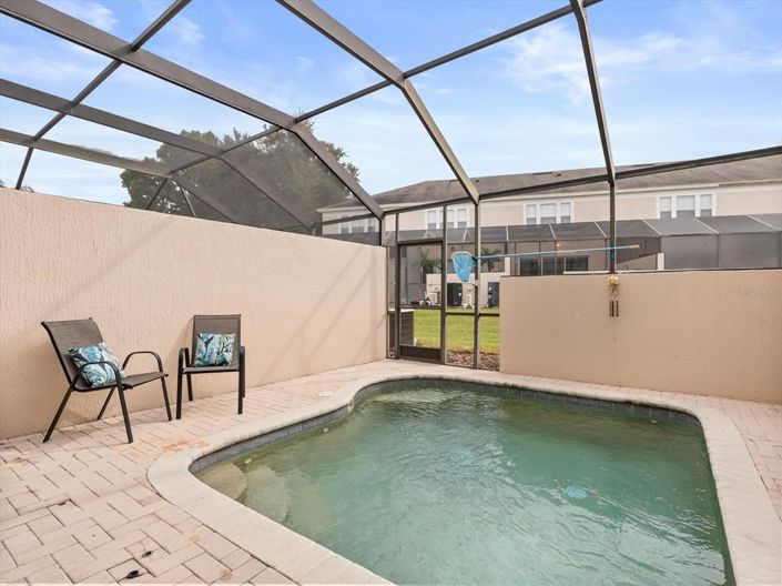 Image No.21-3 Bed Townhouse for sale