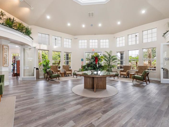 Image No.24-3 Bed Townhouse for sale