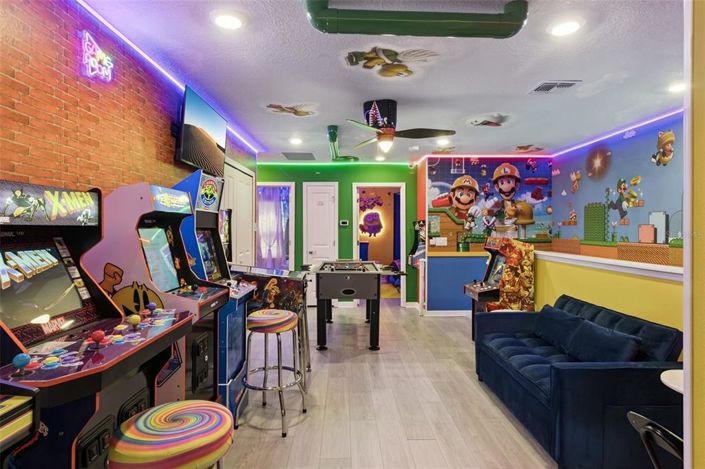 Image No.37-5 Bed Townhouse for sale