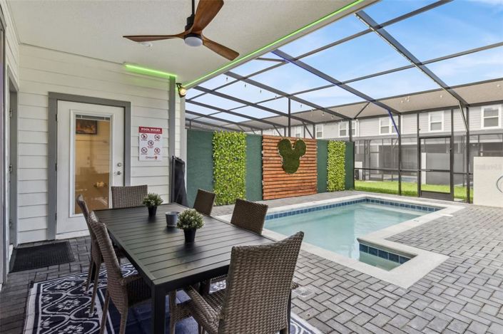 Image No.42-5 Bed Townhouse for sale