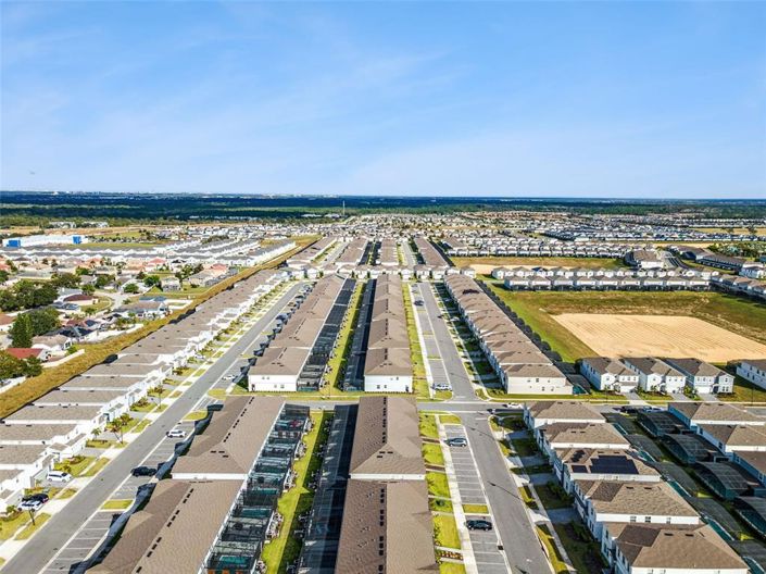 Image No.45-5 Bed Townhouse for sale