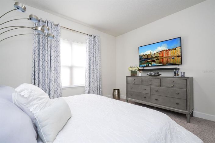 Image No.69-4 Bed Property for sale