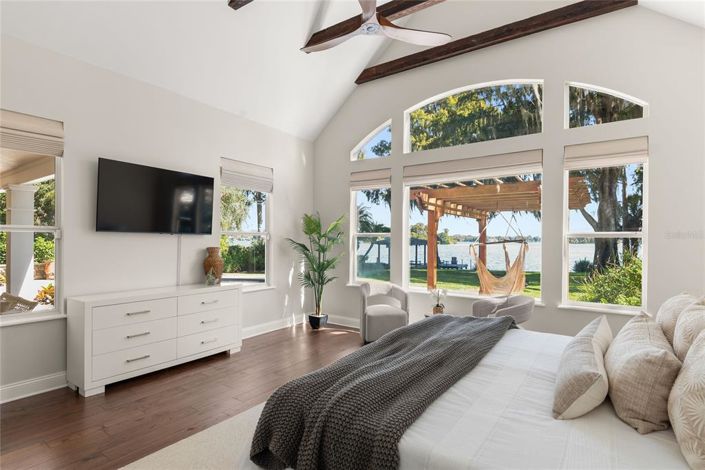 Image No.21-5 Bed Property for sale