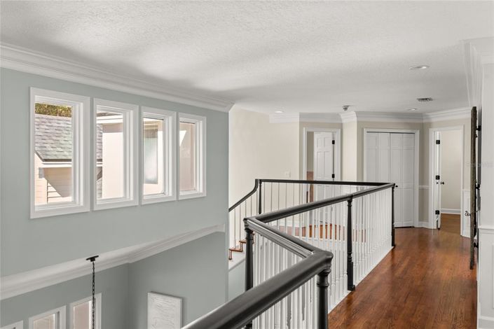 Image No.31-5 Bed Property for sale