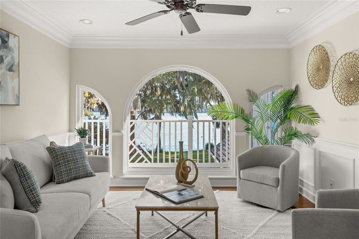 Image No.35-5 Bed Property for sale