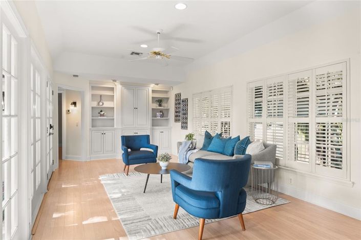 Image No.45-5 Bed Property for sale