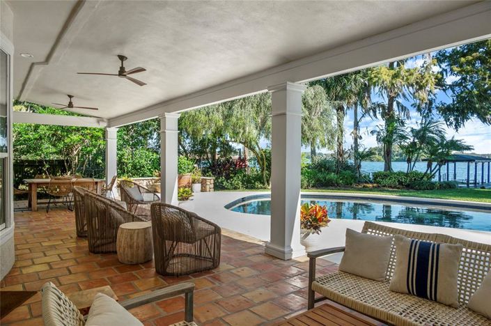 Image No.52-5 Bed Property for sale