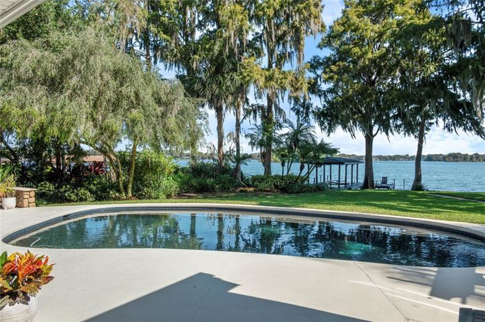 Image No.57-5 Bed Property for sale