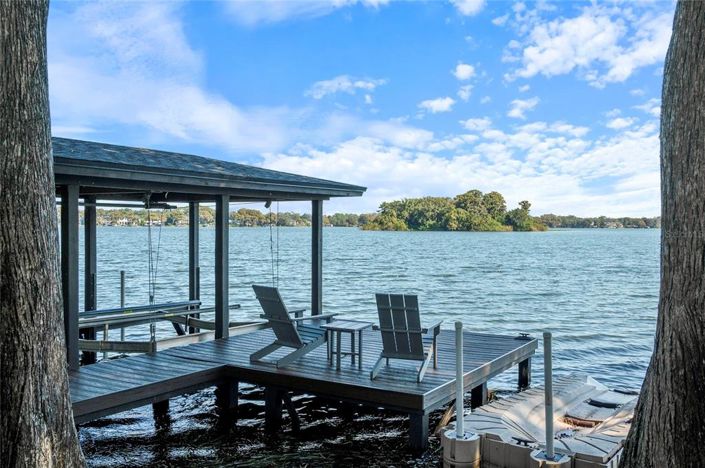 Image No.60-5 Bed Property for sale