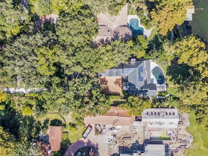 Image No.65-5 Bed Property for sale