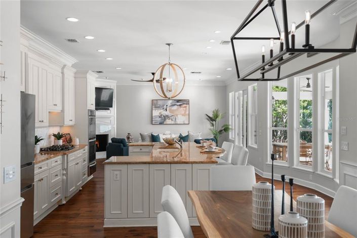 Image No.7-5 Bed Property for sale